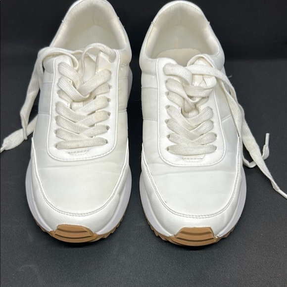 Dulce Vita Shoes - White cream Sneakers with Tan Soles